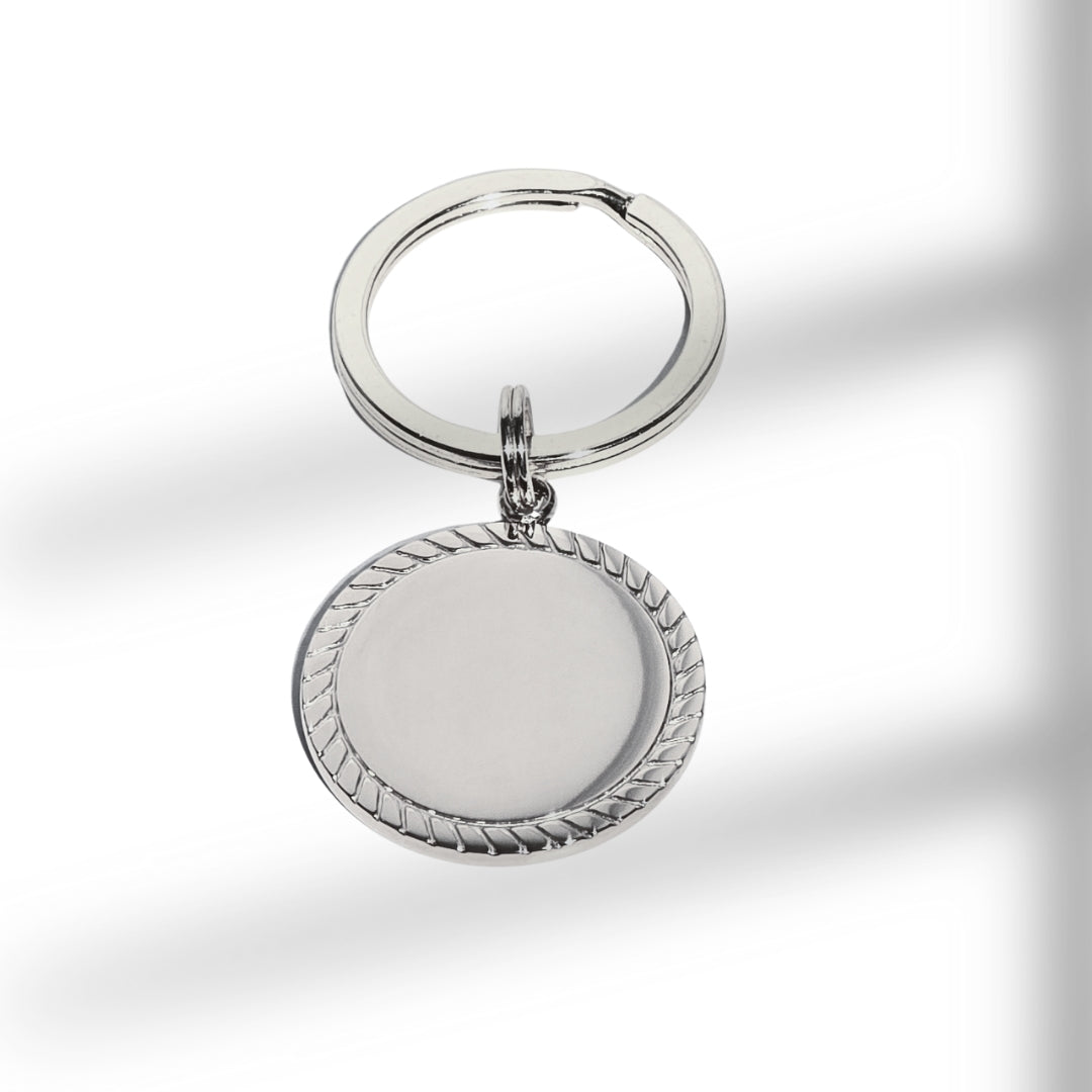 Pet tag with frame
