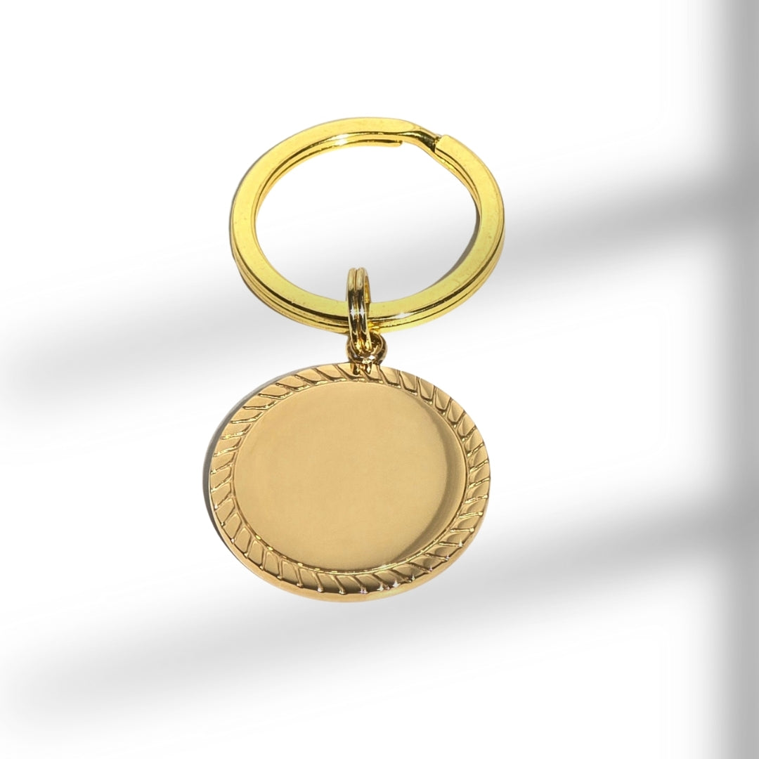 Pet tag with frame