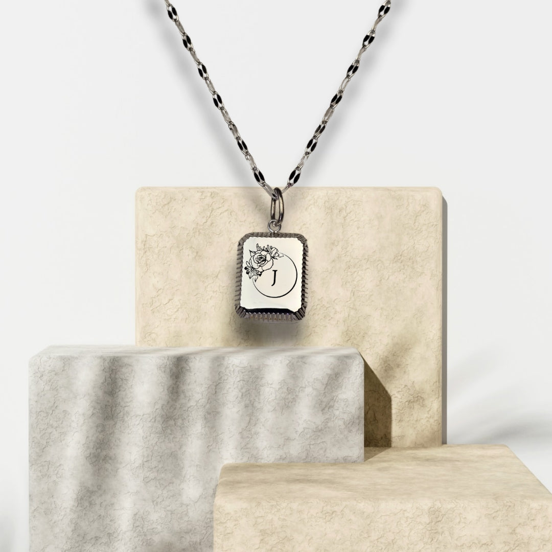 Frame Necklace