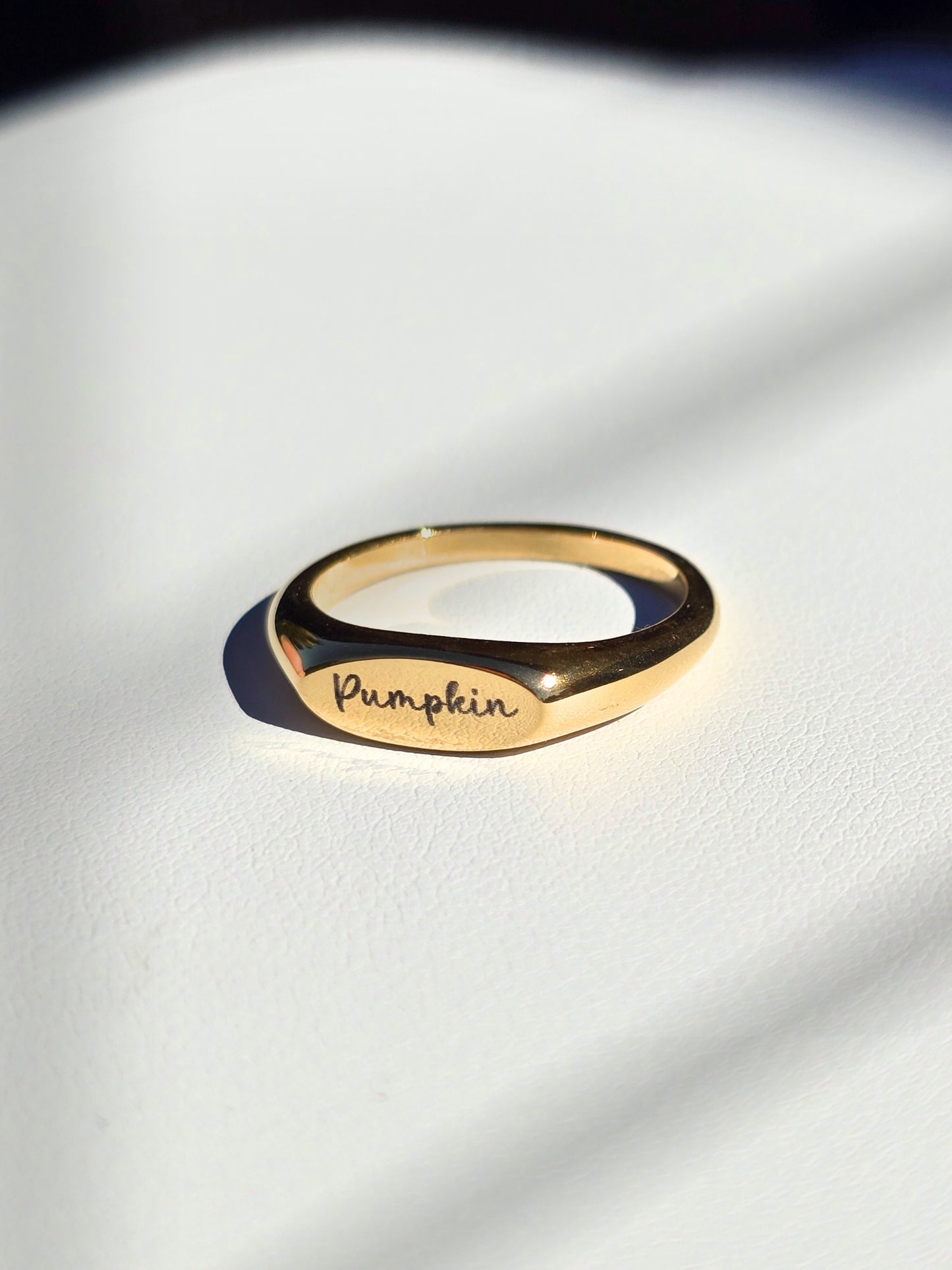 Mini Oval Ring