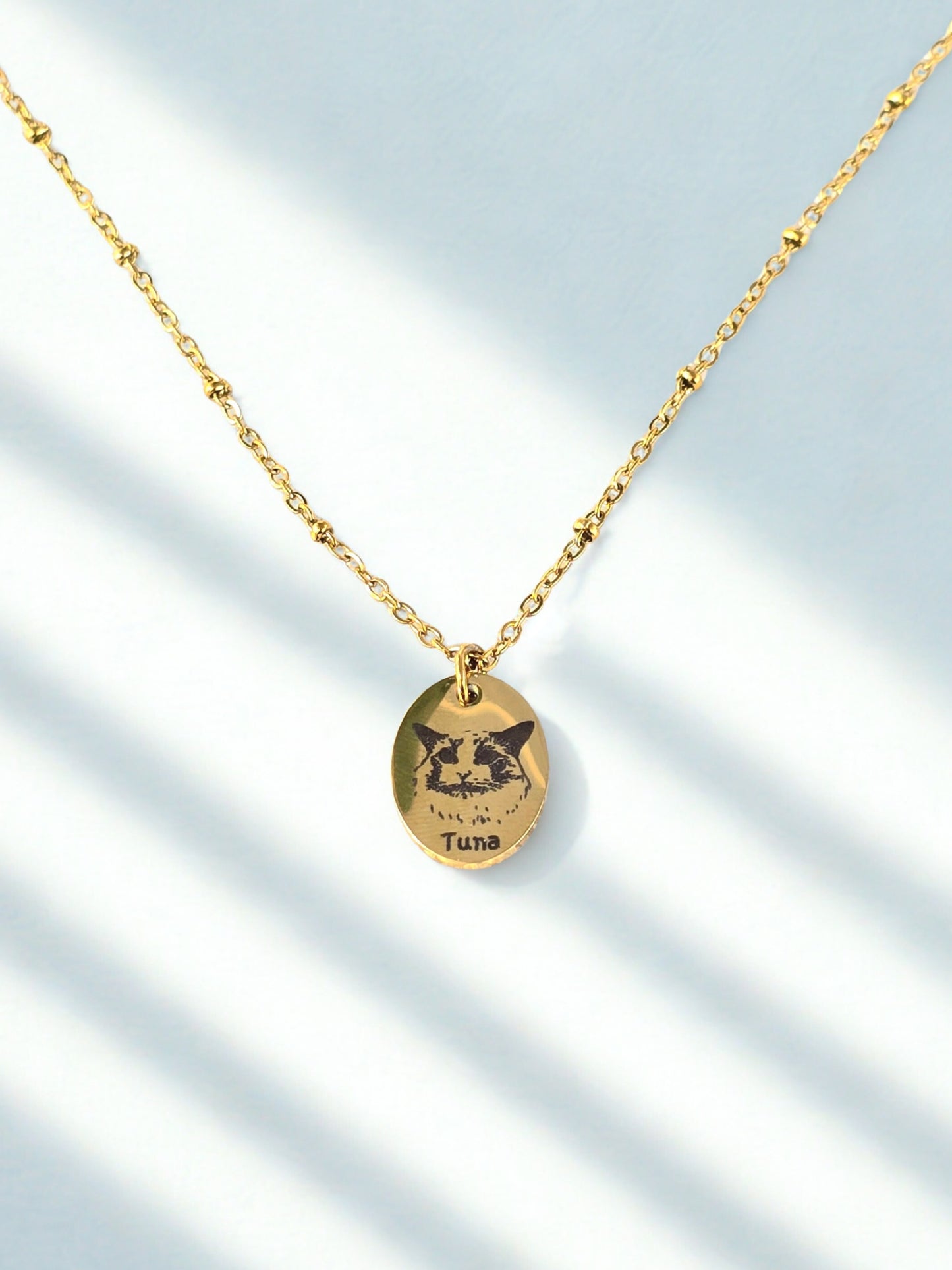 Oval Pendant Necklace