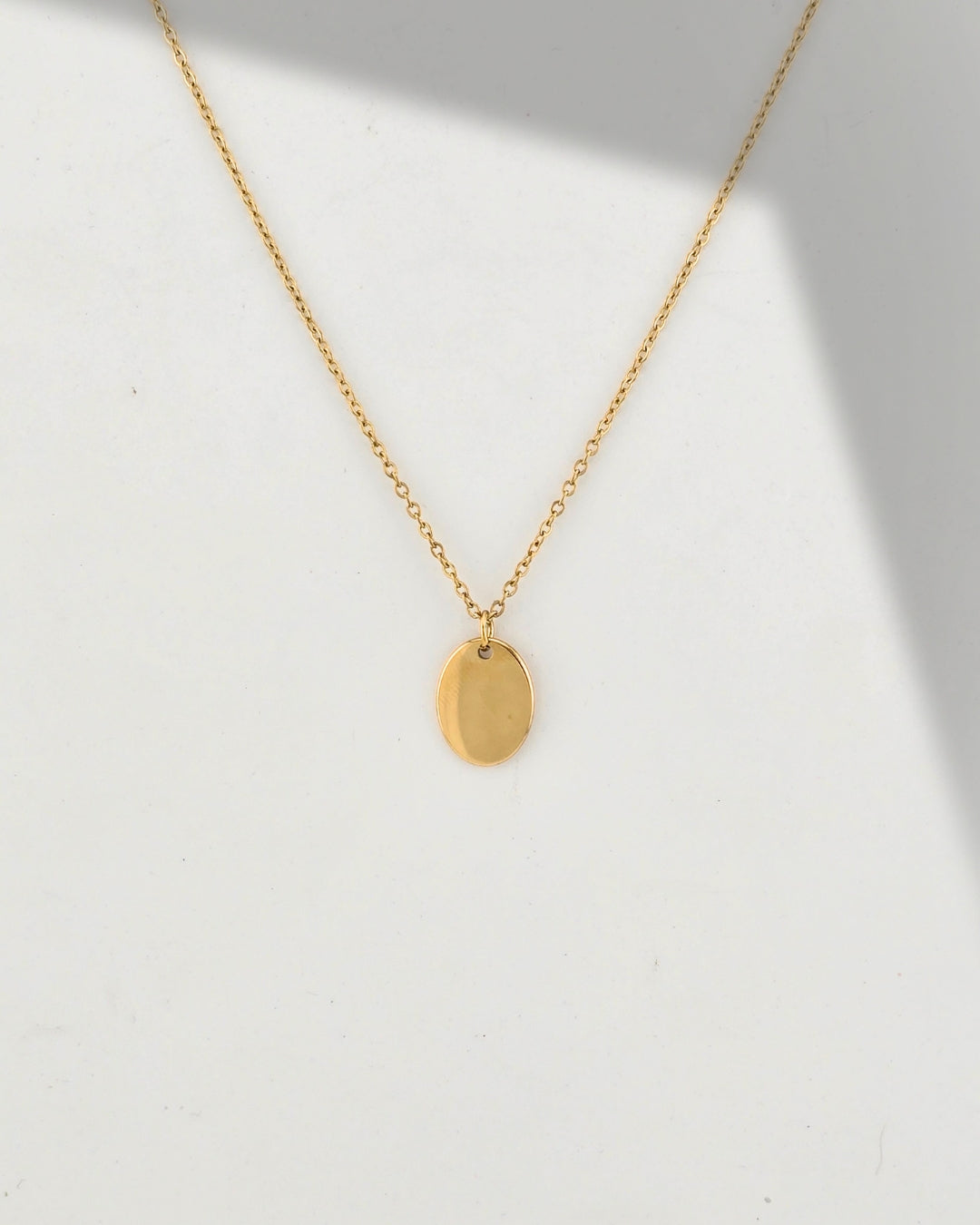 Oval Pendant Necklace