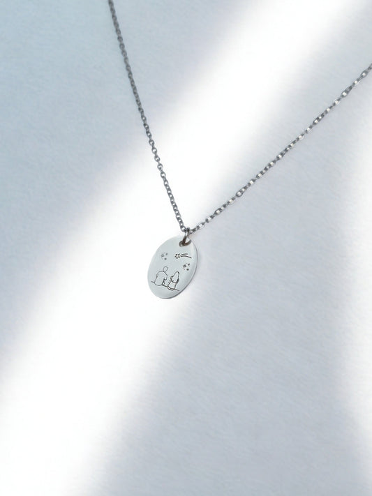 Oval Pendant Necklace