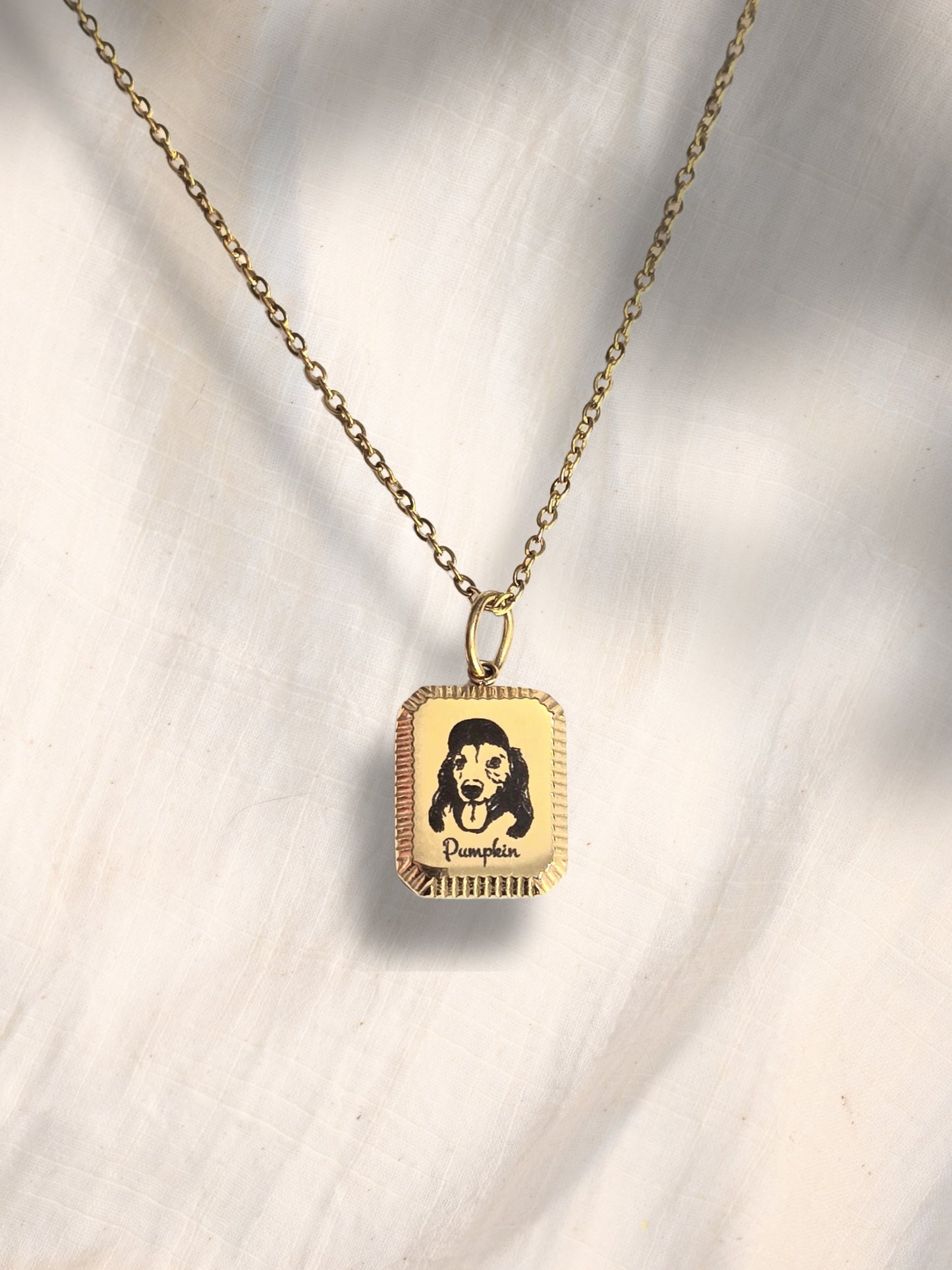 Frame Necklace